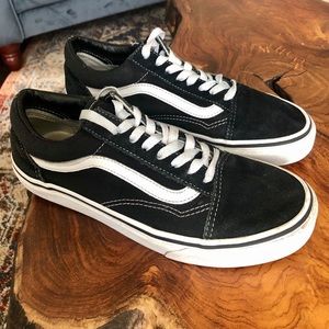 Black Vans